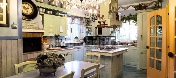 3 bedrooms Villa in Aprilia, Italy No. 278975 12