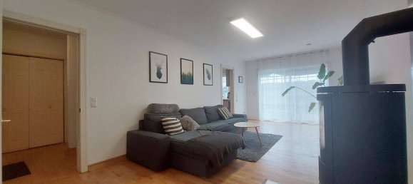 6 rooms Townhouse in Kitzingen, Germany No. 261028 4