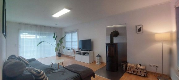 6 rooms Townhouse in Kitzingen, Germany No. 261028 3