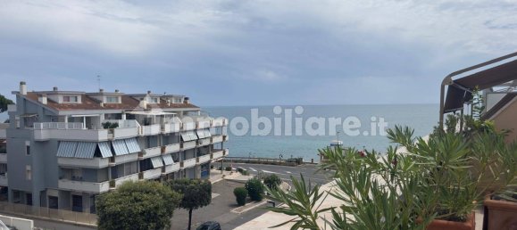 3 bedrooms Penthouse in Santa Marinella, Italy No. 273961 4