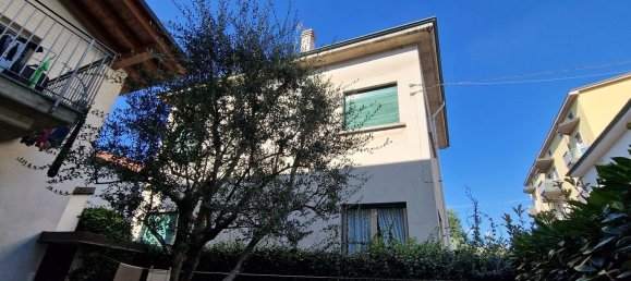 Villa de 5 dormitorios en Giussano, Italy No. 364330 6