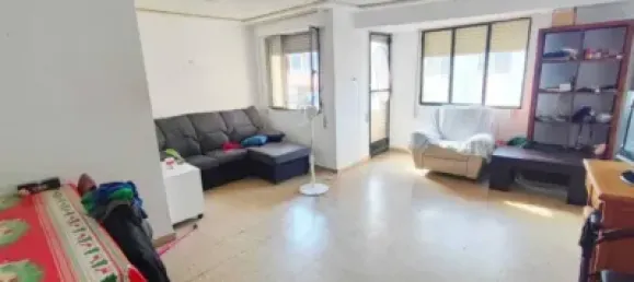 Квартира с 4 спальнями в Валенсия, Испания № 134900 3