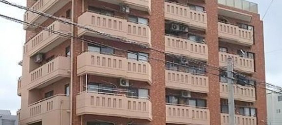 Studio in Okinawa, Japan, Nr. 3623 2