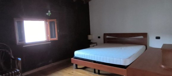 2 rooms Duplex in Montalcino, Italy No. 307645 13