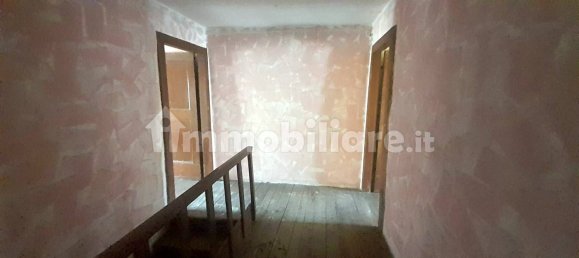 4 bedrooms House in Sernaglia della Battaglia, Italy No. 151632 4
