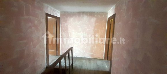 4 bedrooms House in Sernaglia della Battaglia, Italy No. 151632 6