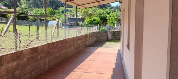 Casa de 5 dormitorios en Vilagarcía de Arousa, Spain No. 166049 3