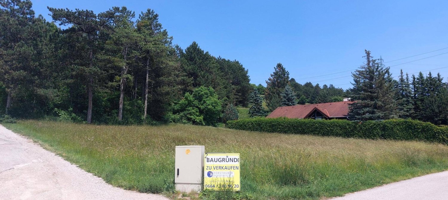 Terrain à Berndorf, Austria 683m² No. 171213