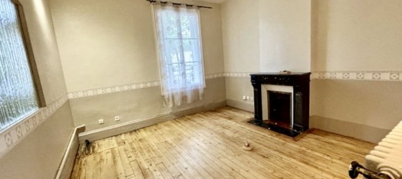 3 bedrooms House in Soissons, France No. 255945 5