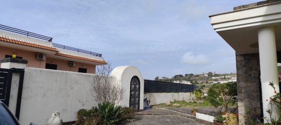 Вилла с 5 комнатами в Баколи, Италия № 119447 8