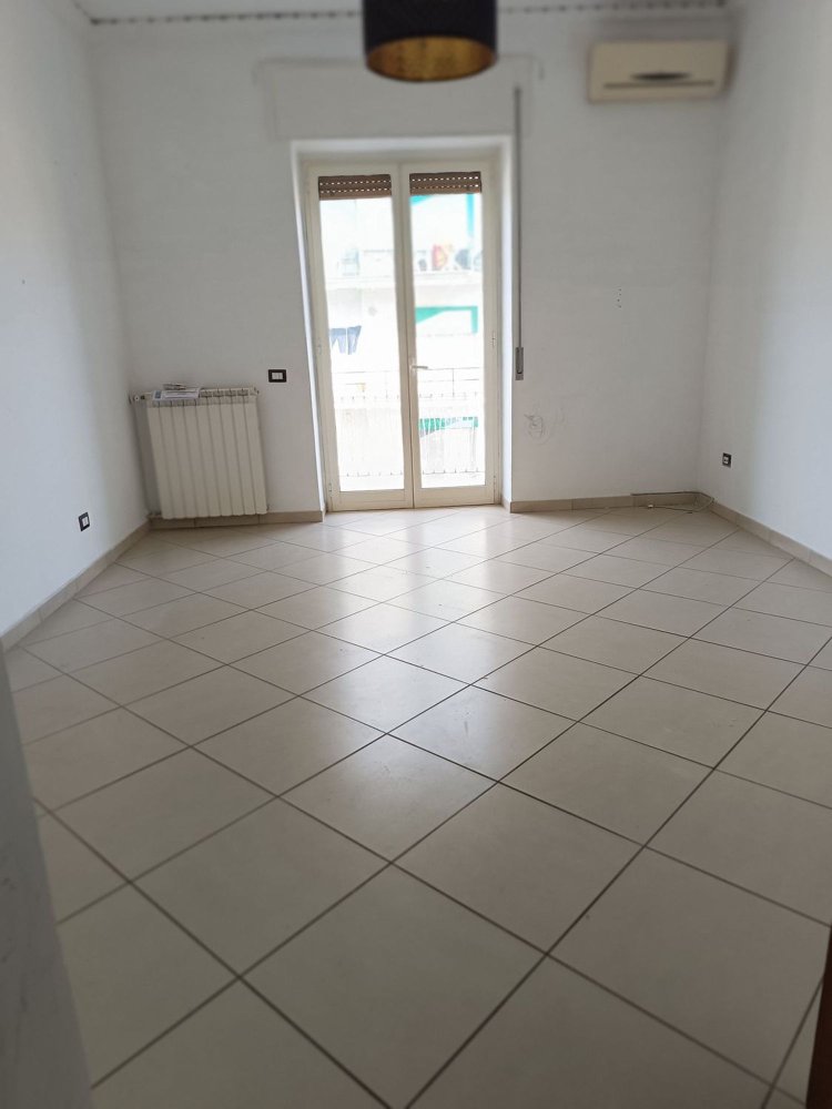 2 chambres Appartement à Naples, Italy No. 311586