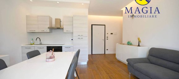 3 bedrooms Apartment in San Benedetto del Tronto, Italy No. 296817 5