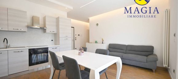 3 bedrooms Apartment in San Benedetto del Tronto, Italy No. 296817 2