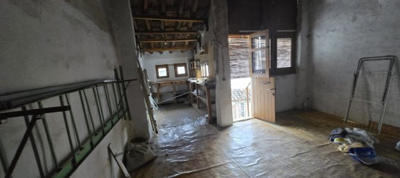 4 bedrooms House in La Rioja, Spain No. 170877 5