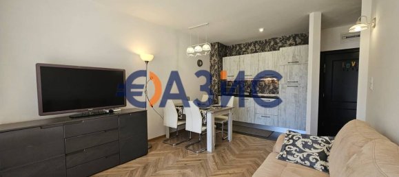 1 bedroom Apartment in Sveti Vlas, Bulgaria No. 571 3