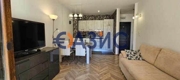1 bedroom Apartment in Sveti Vlas, Bulgaria No. 571 2