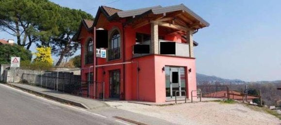 1-Zimmer Gewerbliche Immobilie in Caravate, Italy, Nr. 260088 4