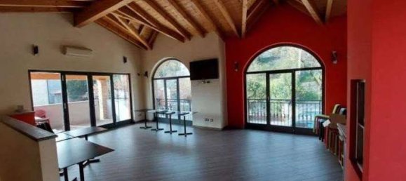 1-Zimmer Gewerbliche Immobilie in Caravate, Italy, Nr. 260088 8