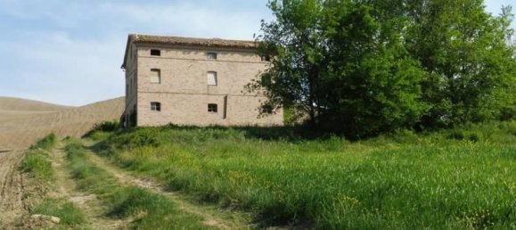 11-Zimmer Haus in San Severino Marche, Italy, Nr. 17791 4