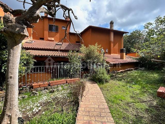 3 Schlafzimmer Wohnung in Sacrofano, Italy, Nr. 164828