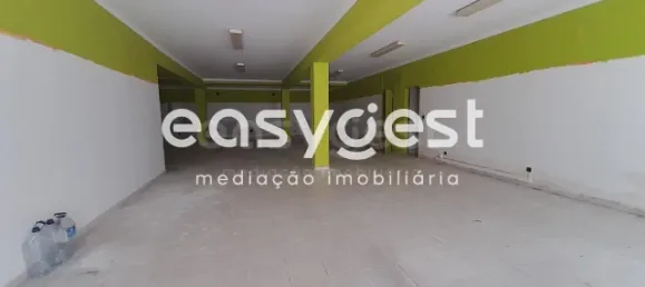 137m² Commercial property in Beja, Portugal No. 33168 10
