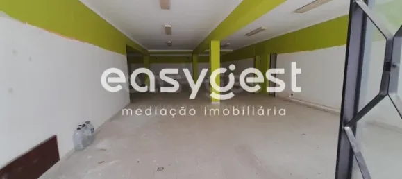 137m² Commercial property in Beja, Portugal No. 33168 13