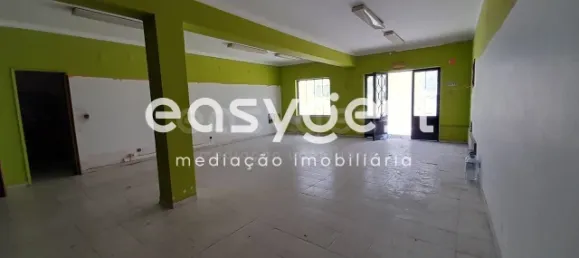 137m² Commercial property in Beja, Portugal No. 33168 9