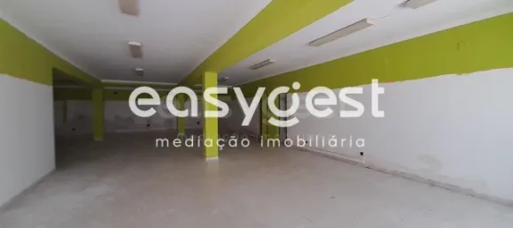 137m² Commercial property in Beja, Portugal No. 33168 12