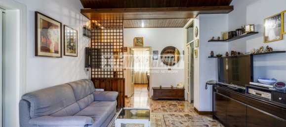 3 rooms Apartment in Monte San Giusto, Italy No. 275061 15