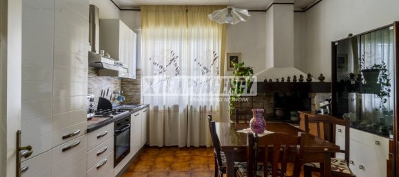 3 rooms Apartment in Monte San Giusto, Italy No. 275061 16