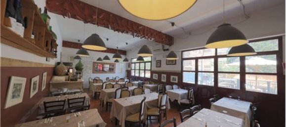 6 rooms Commercial property in Rome, Italy No. 279164 3