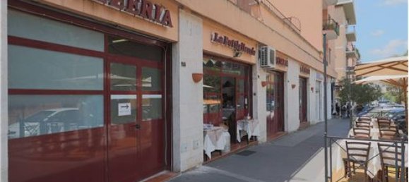 6 rooms Commercial property in Rome, Italy No. 279164 35