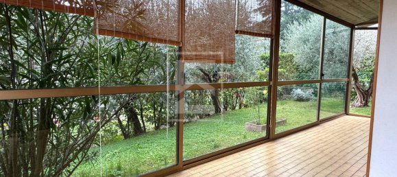 Villa de 6 habitaciónes en Salò, Italy No. 171204 15