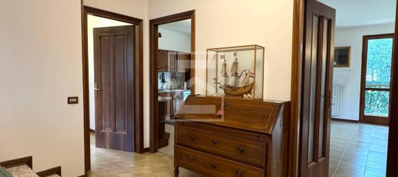 Villa de 6 habitaciónes en Salò, Italy No. 171204 8