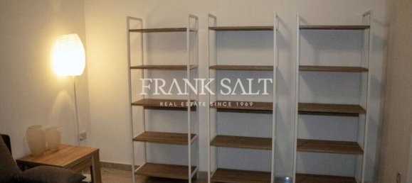 Таунхаус с 1 спальней в Мсида, Мальта № 9941 4