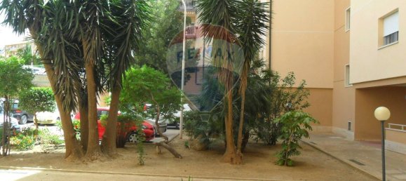 3 bedrooms Apartment in Caltanissetta, Italy No. 83435 10