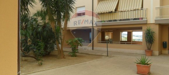 3 bedrooms Apartment in Caltanissetta, Italy No. 83435 9