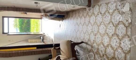 Apartamento de 9 habitaciónes en Ferrara, Italy No. 19549 7