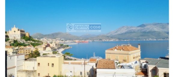 Duplex T5 em Gaeta, Italy N.º 338913 19