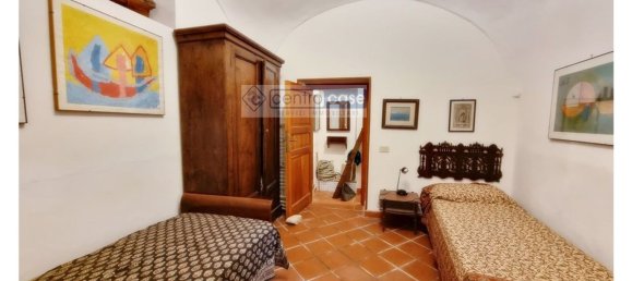 Duplex T5 em Gaeta, Italy N.º 338913 3