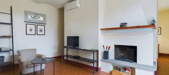 2 bedrooms House in Cortona, Italy No. 56228 22