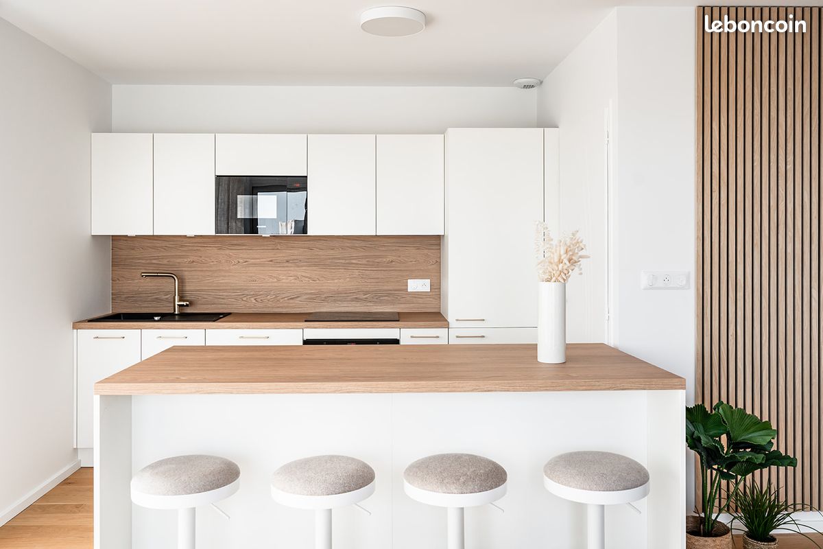 Квартира с 3 спальнями в Ванн, Франция № 326186