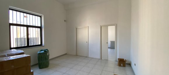 Propiedad comercial en Lioni, Italy 318 m² No. 255010 8