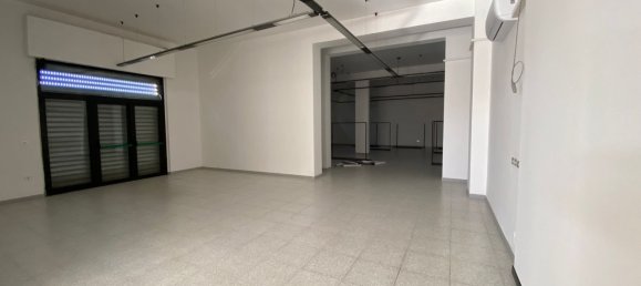 Propiedad comercial en Lioni, Italy 318 m² No. 255010 6