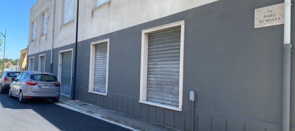 Propiedad comercial en Lioni, Italy 318 m² No. 255010 2