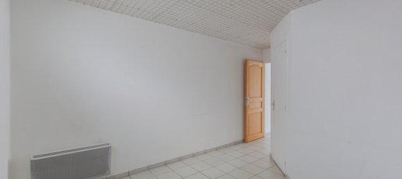 1 bedroom Apartment in Blois, France No. 225943 5