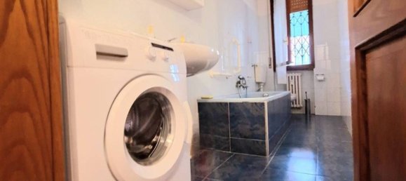 4-salle Appartement à Florence, Italy No. 48390 22