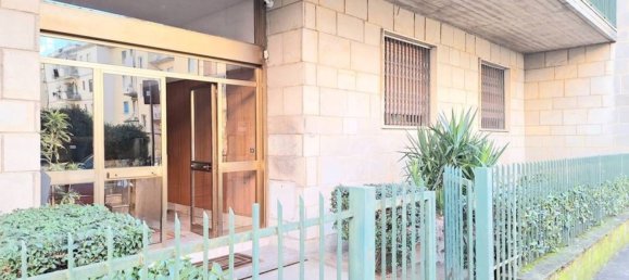 4-salle Appartement à Florence, Italy No. 48390 33