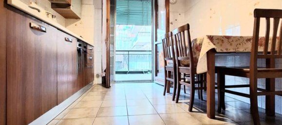 4-salle Appartement à Florence, Italy No. 48390 14