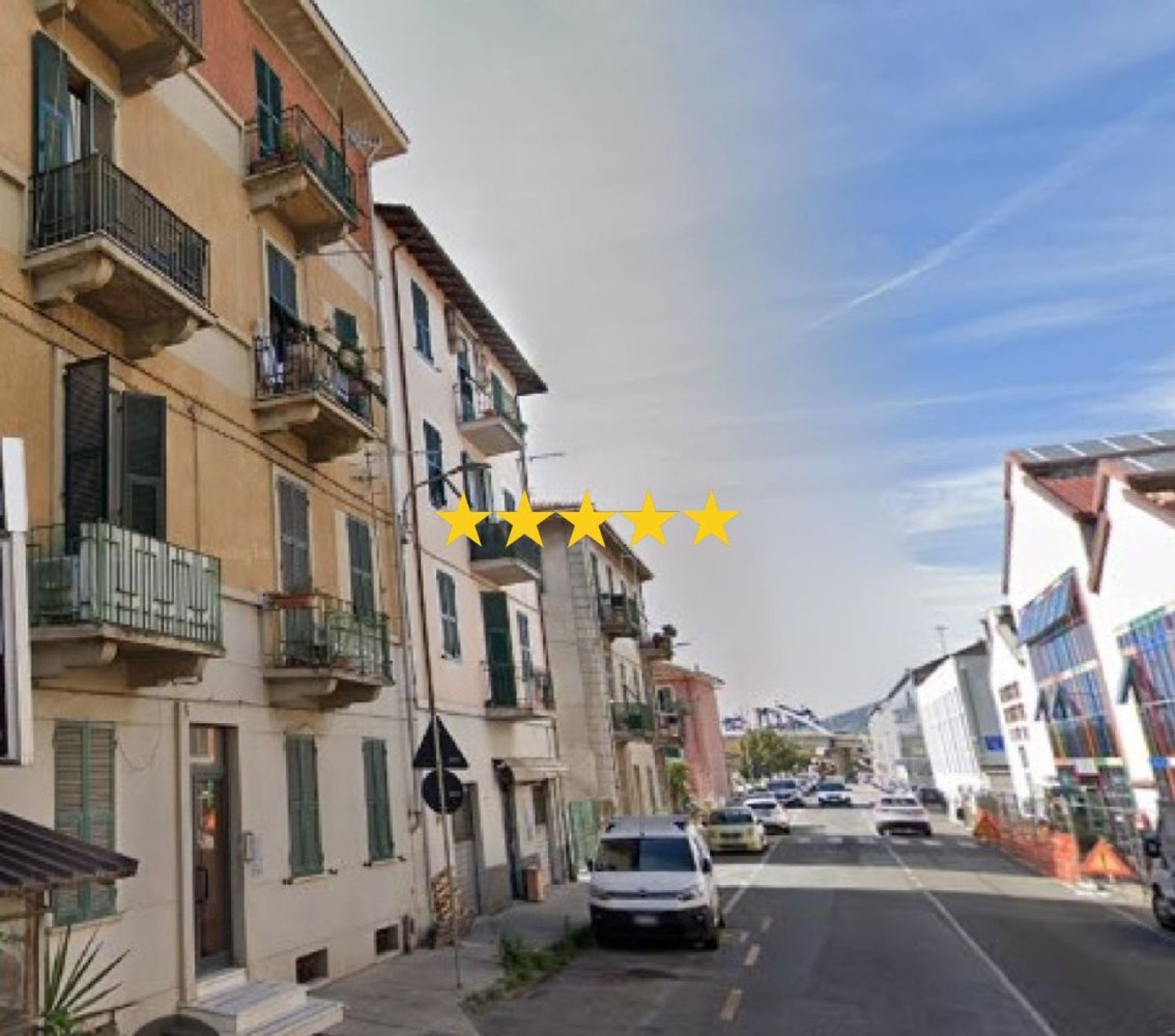 3 rooms Apartment in La Spezia, Italy No. 93849